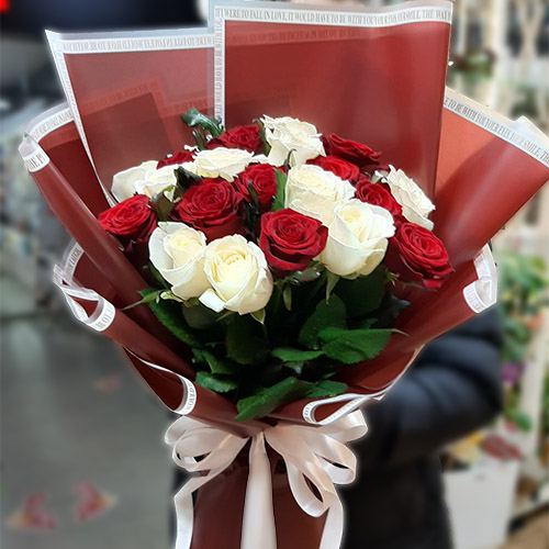 цветы и подарки к новому году в категории Розы | «Кривріг Роза»