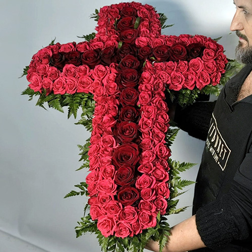 Фото товара Икебана "Алый крест" в Кривом Роге